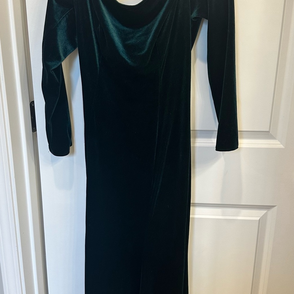 Elegant Green Velvet Dress